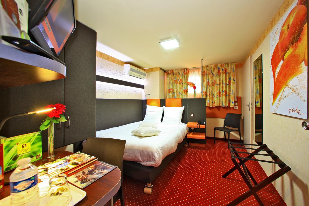 Le Point Du Jour Hotel ลารอช-ซูร์-ยง ภายนอก รูปภาพ
