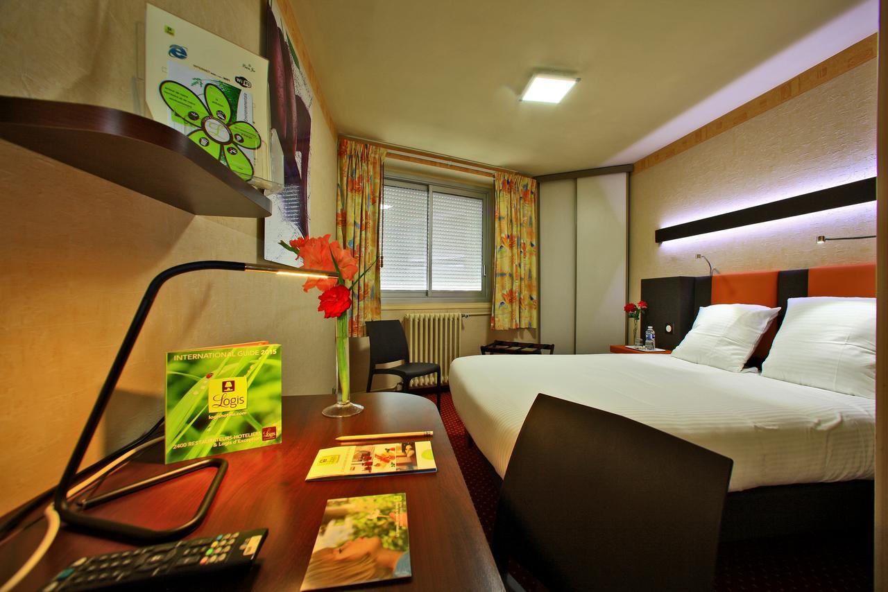 Le Point Du Jour Hotel ลารอช-ซูร์-ยง ภายนอก รูปภาพ